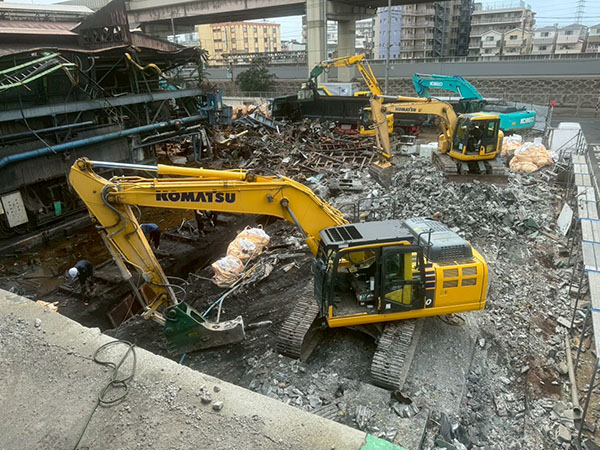 工場内天井クレーン解体工事